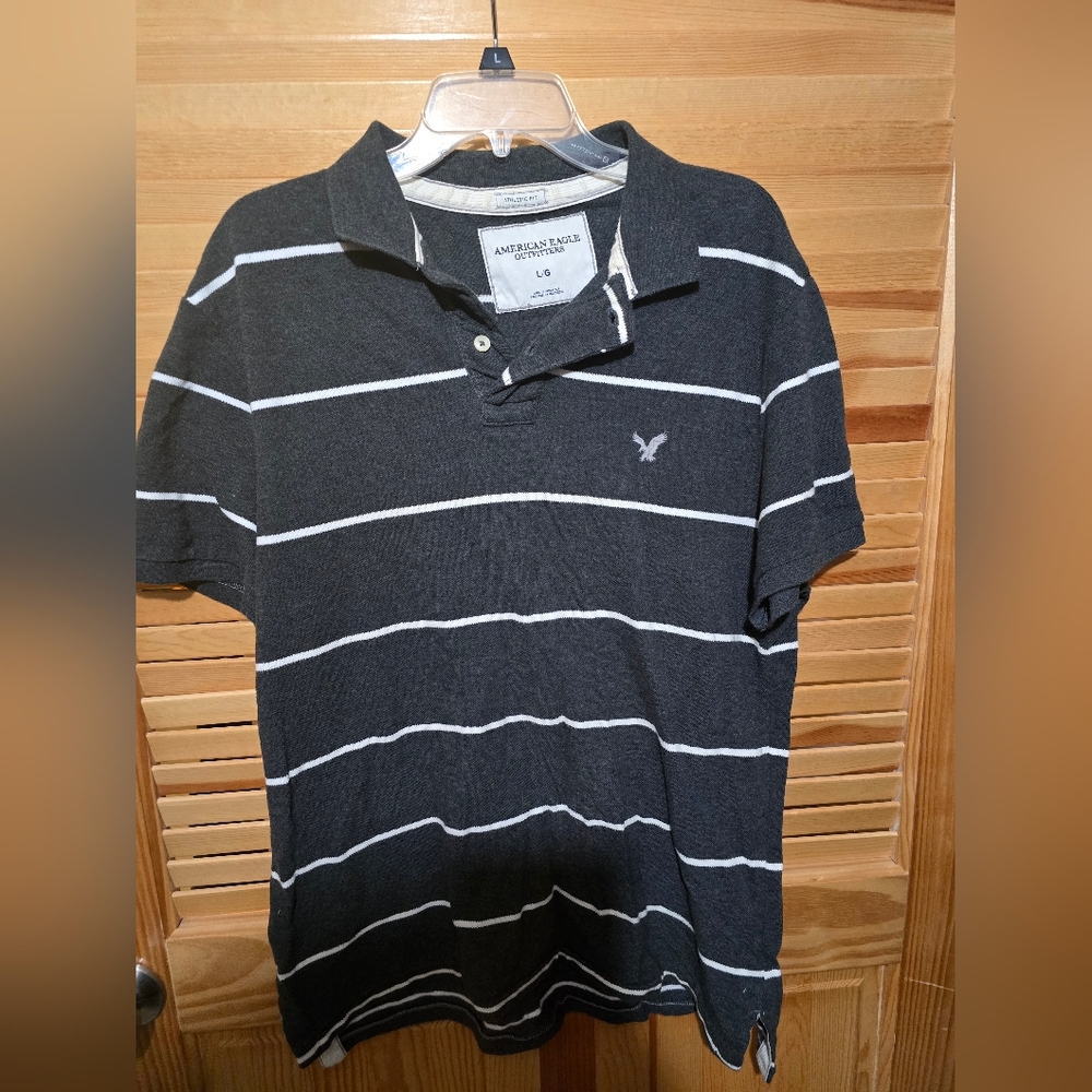 American Eagle Outfitters Men's Dark Gray Polo with White Stripes Size Large